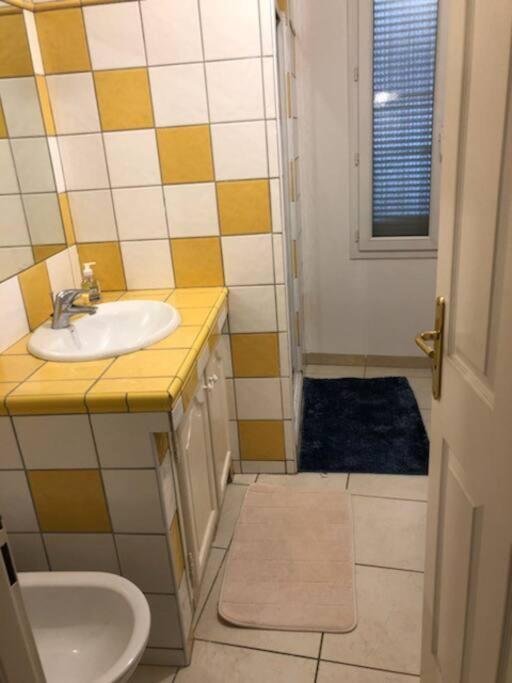 Appartement Centre Ville Saint-Raphael Eksteriør billede
